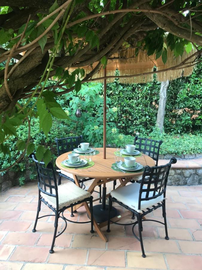 Le Mas De La Source Bed & Breakfast Mougins Exterior foto