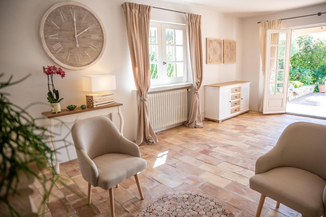 Le Mas De La Source Bed & Breakfast Mougins Exterior foto
